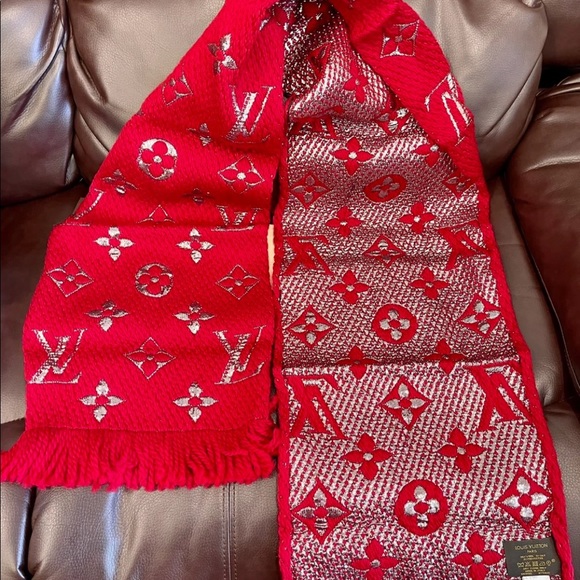 Authentic Louis Vuitton Red Scarf - Picture 7 of 13